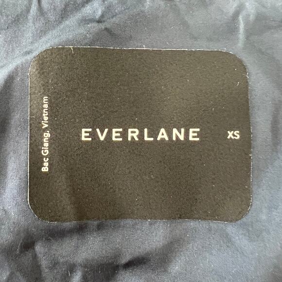 EVERLANE Navy Blue Long Sleeve Pockets Mock Neck Front Zip Puffer Jacket Size XS - Picture 5 of 6